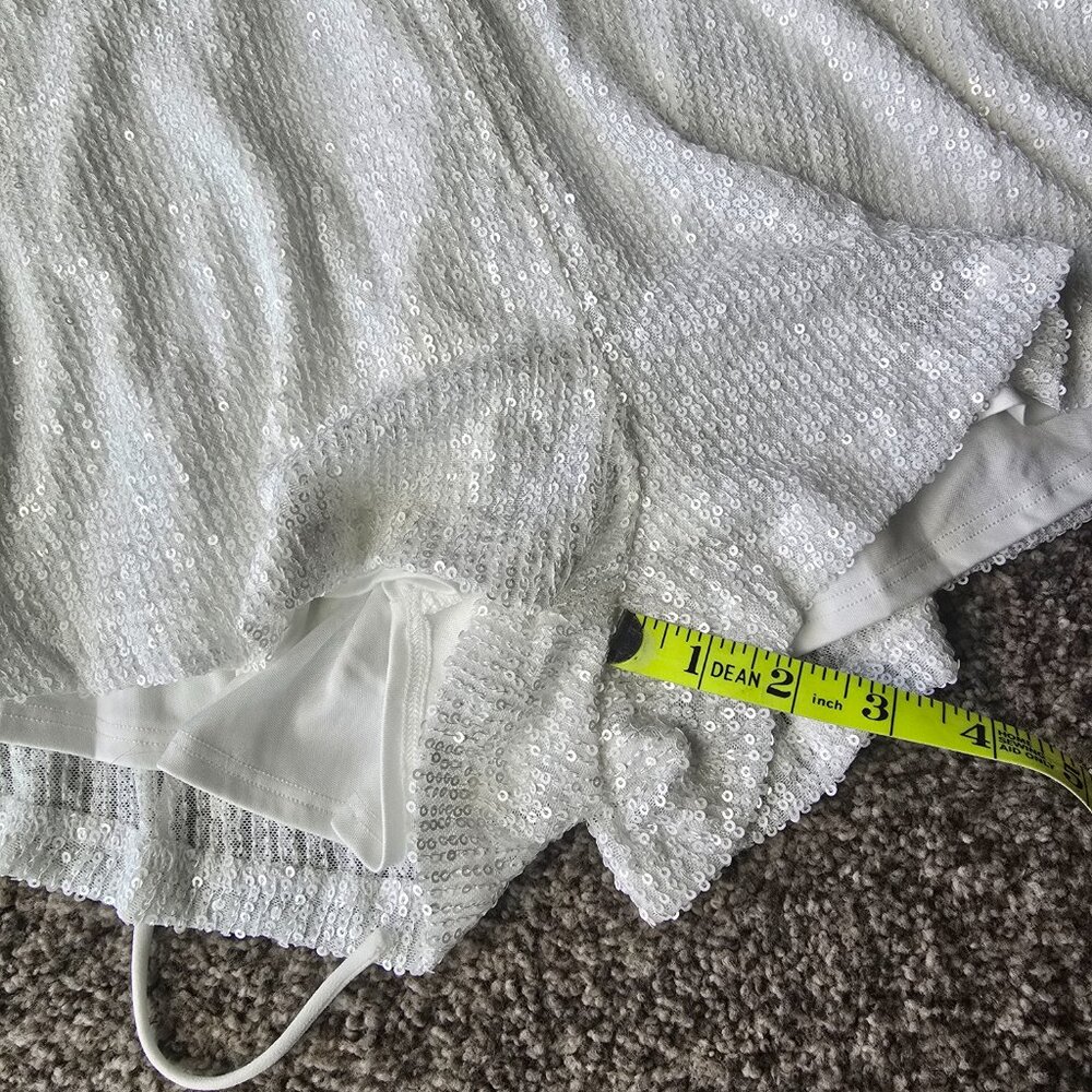 EUC Lulu's White Sequin Lace up Back Romper Size Medium - Picture 8 of 8